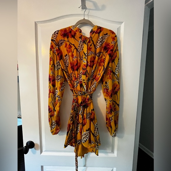 A.L.C. Jen Dress in Yellow Pattern Size 2 - Picture 6 of 10